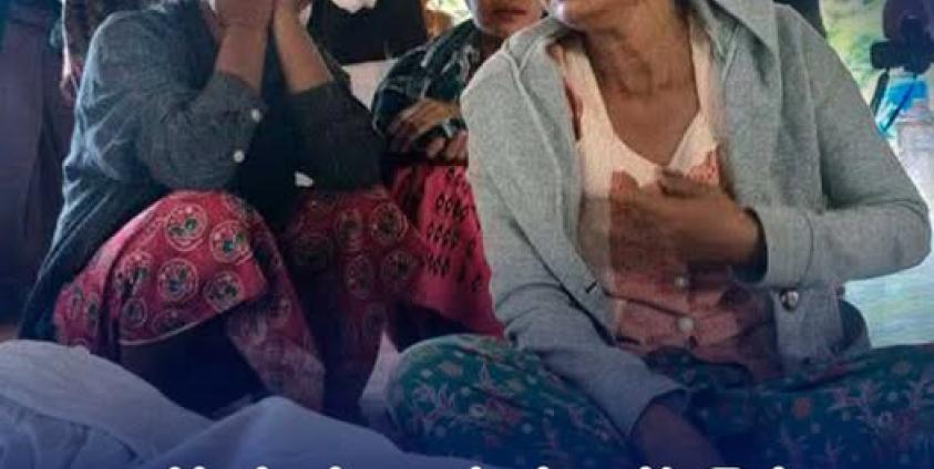 မြောက်ဦးဆေးရုံဗုံးကြဲမှုအတွင်း သေဆုံးသွားသူမိသားစုဝင်အား တွေ့မြင်ရစဉ်။