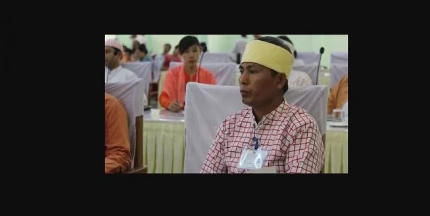 ပြည်နယ်လွှတ်တော်ကိုယ်စားလှယ် ဒေါက်တာအောင်နိုင်ဦး