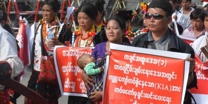 People protesting against the KIO/KIA in Myikyina