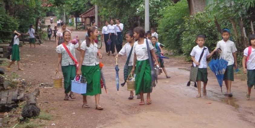 နှီးပဒေါ အမှတ် (၂) အမက ကျောင်းသူ/သားများ(MNA)