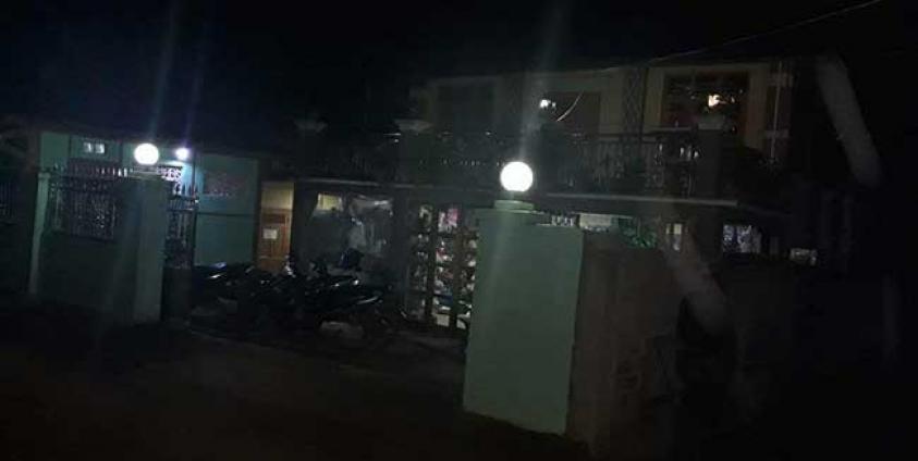 ပစ်ခတ်ခံရသူ ဦးစိန်ဝင်း၏နေအိမ်