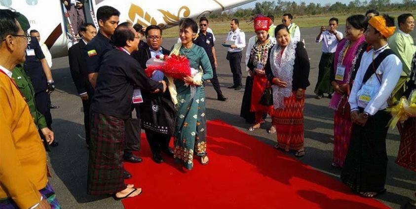 Myanmar State Counsellor Daw Aung San Suu Kyi arrives at Myitkyina airport in Kachin State on 28 March 2017. Photo: Min Min/Mizzima
