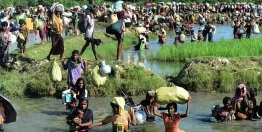 ၂၀၁၇ ခုနှစ်က ဘင်္ဂလားဒေ့ရှ်နိုင်ငံသို့ မွတ်ဆလင်များ ထွက်ပြေးသွာရပုံ။ (ဓာတ်ပုံ - AFP)