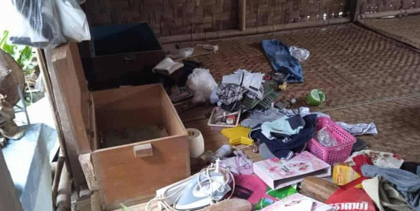 ဖားကန့်လမ်းပိုင်း အရပ်သား‌နေအိမ် ဖောက်ထွင်းခံရမှုမြင်ကွင်း။