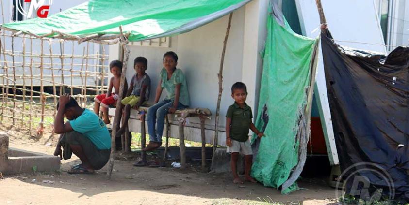 မောင်တောမြို့နယ်၊ လှဖိုးခေါင်စခန်းမှ မွတ်ဆလင် စစ်ဘေးရှောင်များကို ၂၀၂၄ ခုနှစ်၊ အောက်တိုဘာလအတွင်းက တွေ့ရစဉ်။