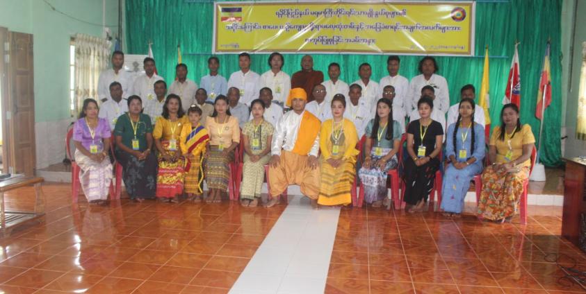 မရမာကြီး သမိုင်းစာတမ်းပြုစုရေး အစည်းအဝေးကို တွေ့ရစဉ်။ Photo - ဆရာတော်ဘဒ္ဒန္တဝရ