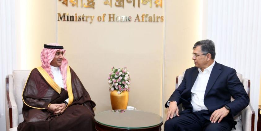 Saudi envoy urges acceleration of passport issuance for 69,000 Rohingyas