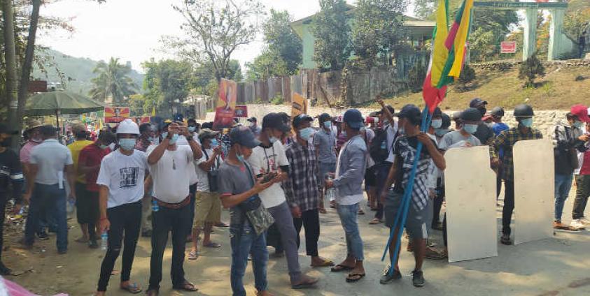 ဖားကန့် လူထုဆန္ဒဖော်ထုတ်မှု (ဓါတ်ပုံ – ကိုတာ)