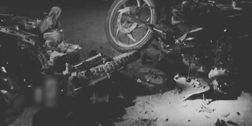 မြစ်ကြီးနားမြို့တွင်း ယာဉ်တိုက်မှုဖြစ်ခဲ့တဲ့မြင်ကွင်းတစ်နေရာ။