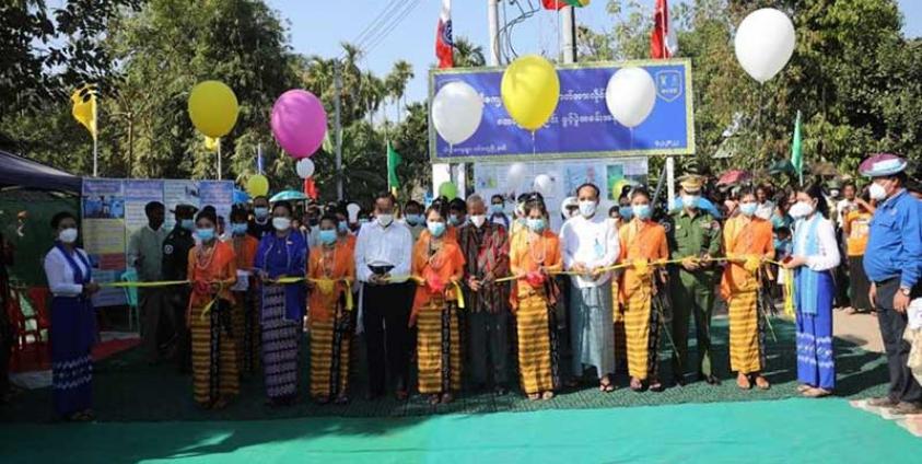 A ceremony to mark the start of the supply of power to Warr Bo village in Sittwe from the national grid on February 4. (Photo: Ministry of Information)