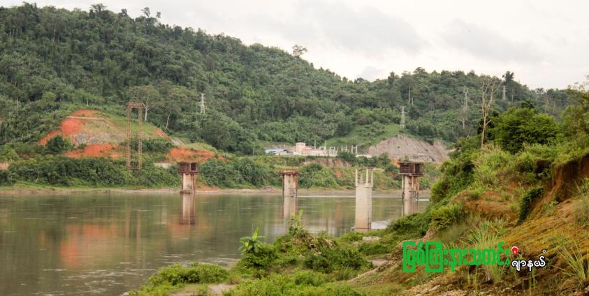 ပုံဟောင်းဖြစ်ပါသည်။