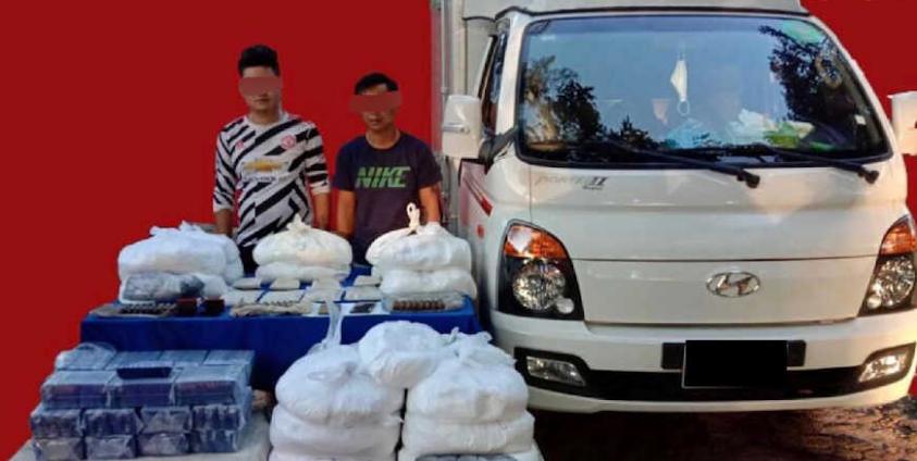 မူးယစ်ဆေးဝါးနှင့်အတူ ဖမ်ဆီးရမိသောဆက်စပ်ပစ္စည်းများ (Voice of Thanbyuzayat)