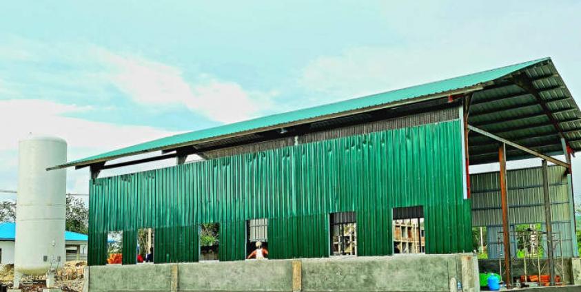 သံဖြူဇရပ်မြို့ (ဖောင်စိန်) အောက်စီဂျင်စက်ရုံ (Minn Latt)