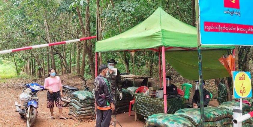 Photo: မွန်ပြည်သစ်ပါတီ ထိန်းချုပ်ခွင့်ရဧရိယာရှိ ကိုဗစ်ထိန်းချုပ်ရေးဖြတ်သန်းဂိတ်စခန်းနေရာ (NMS)