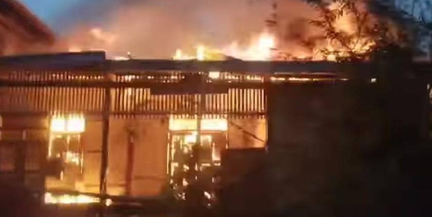 ဓါတ်ပုံ - Ko Gyi Thein Tun