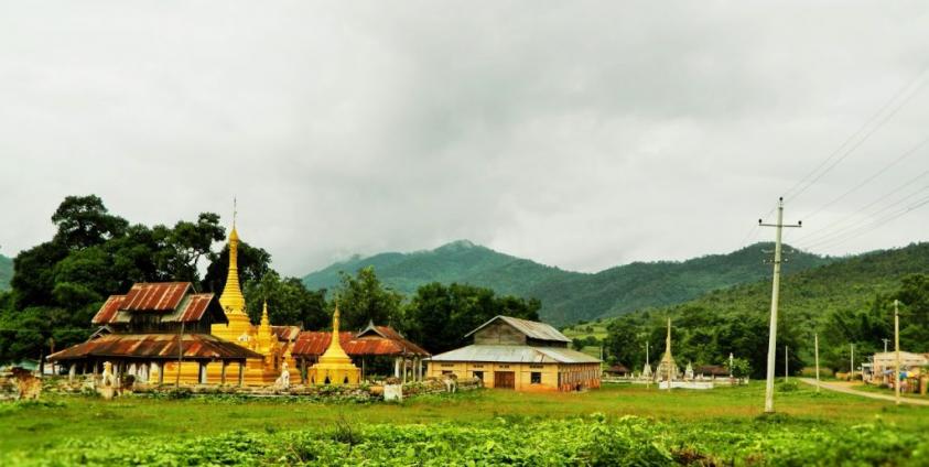 ကျောက်မဲမြို့နယ်က မိုင်းတင်းကျေးရွာ ဘုန်းကြီးကျောင်း