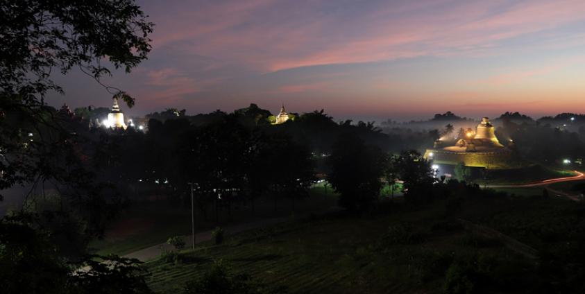 ဓာတ်ပုံ - ချမ်းအေး