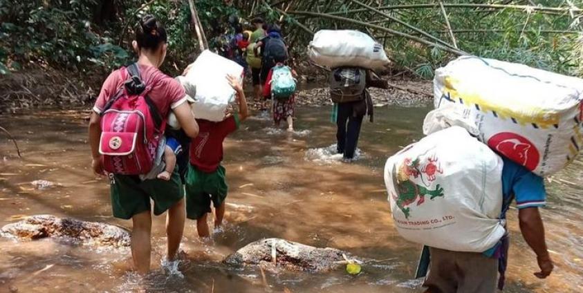 တနသႅရီတိုင်းဒေသကြီးအတွင်းက ဘေးလွတ်ရာ စစ်ရှောင်နေရသည့် ဒေသခံများ(CJ)