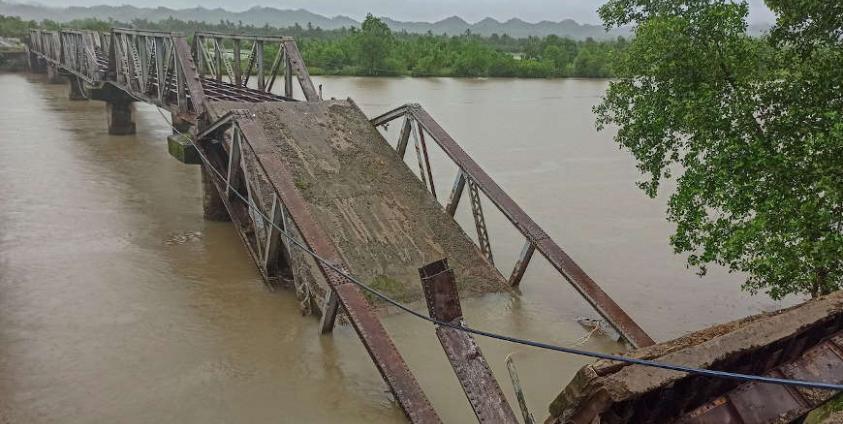 ဓာတ်ပုံ - ခိုင်မင်းသျှင်