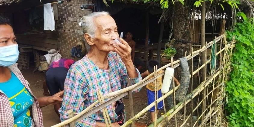 ဓာတ်ပုံ - ကိုသက်လွင်ဖြိုး