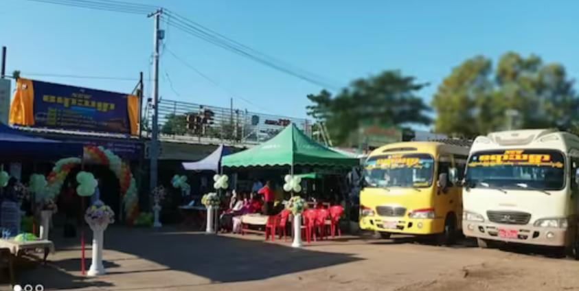 Photo: Pyay bus terminal