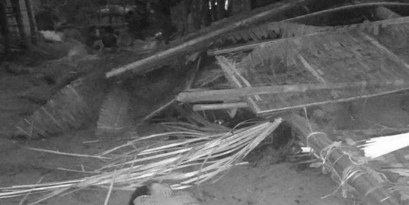 ဖေဖော်ဝါရီလ ၂၃ ရက်နေ့က စစ်ကောင်စီ၏ စက်တပ်လေထီးဖြင့် ဗုံးကြဲခံရပြီးနောက်မြင်ကွင်း (ဓာတ်ပုံ – ပေးပို့)