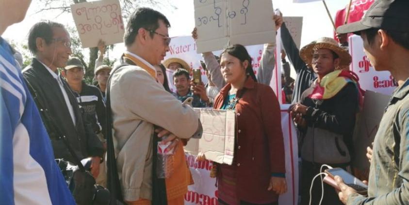 Photo by Nang Seng Morn/ တာလုံးကျေးရွာ