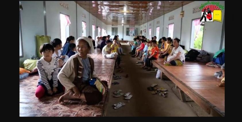 လားရှိုးမြို့မန်ဆူဘုန်းကြီးကျောင်းသို့ အီနိုင်းရွာမှစစ်ရှောင်များ ရောက်ရှိ 