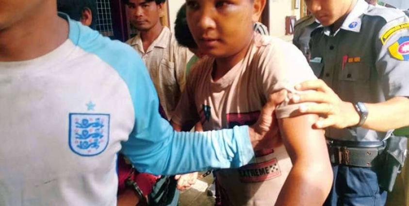 ဓာတ်ပုံ- ဇွန်လ ၂၅ ရက်နေ့က ကျောက်တော်မြို့နယ် တရားရုံတွင် ရုံးထုတ်လာသည့် မောင်မျိုးဟိန်းဆွေ (၁၈) နှစ်အားတွေ့ရစဉ်