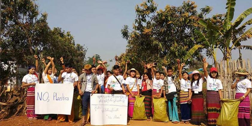 ရှမ်းလူငယ်ကွန်ယက် TYN မှ အင်အား ၂၀၀ ကျော် ရပ်စောက်မြို့တွင် အမှိုက်ကောက်သိမ်း သန့်ရှင်းရေးပြုလုပ်