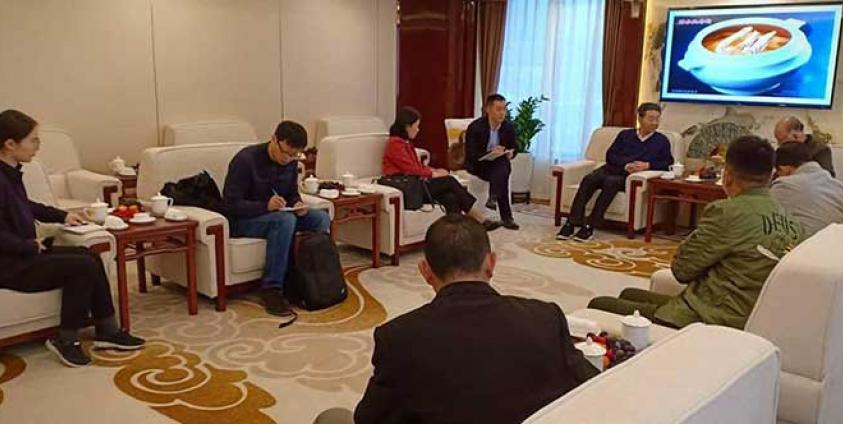 Photo by – SSPP Info/ ဇန်နဝါရီလ ၉ ရက်နေ့က မစ္စတာ ဆွန်းကော်ရှန်နှင့်အဖွဲ့သည် သျှမ်းပြည်တိုးတက်ရေးပါတီ သျှမ်းပြည်တပ်မတော် SSPP/SSA နှင့် တရုတ် နယ်စပ်တနေရာတွင်တွေ့ဆုံခဲ့ကြစဉ်