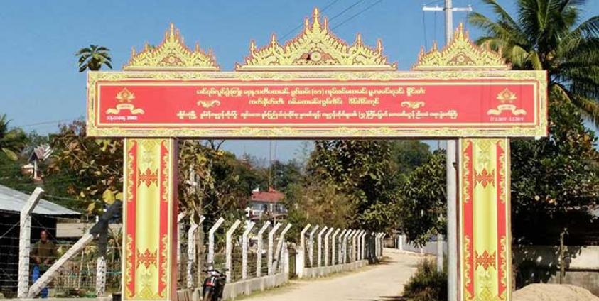 Photo Credit to Sai Kyaw Win/ ကျိုင်းတုံမြို့ စွမ်စိုင့် ကမ္မဌာန်းတိုက်တွင် သံဃာတော်များညီလာခံနှင့်တရားပွဲကျင်းပရန်ဒေသခံများပြင်ဆင်နေကြပုံ