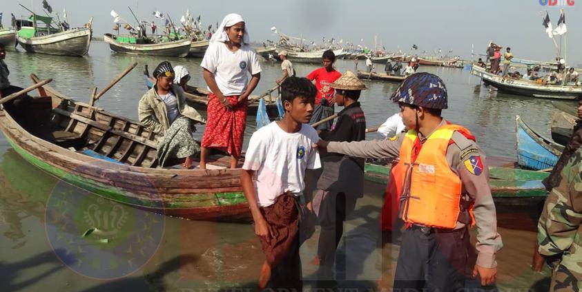 ကျောက်တန်းမြို့နယ်တွင် ဖမ်းမိခဲ့သည့် ဘင်္ဂါလီများ ရခိုင်သို့ ပြန်ရောက်စဉ်