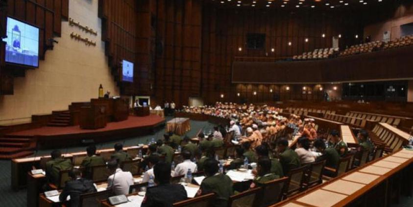 ယနေ့ ရန်ကုန်တိုင်းလွှတ်တော် ကျင်းပနေစဉ်။ ဓာတ်ပုံ-ရန်ကုန်တိုင်းဝန်ကြီးချုပ်ပေ့ချ်