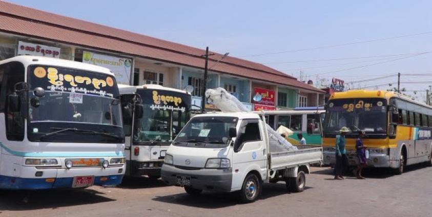 Photo-မော်လမြိုင်မြို့ အဝေးပြေးယာဉ်များ(MNA)