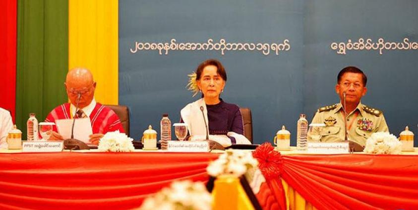 NRPC(fb)၂၀၁၈ ခုနှစ်၊အောက်တိုဘာ ၁၅-၁၆ ရက်က ၁၀+၁၀ ထိပ်သီး အစည်းအဝေးတွင် တွေ့ရသော အတိုင်ပင်ခံပုဂ္ဂိုလ်၊ တပ်ချုပ်၊ KNU ဥက္ကဋ္ဌ ဗိုလ်ချုပ်ကြီး စောမူတူးစေးဖိုး