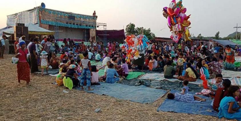 “Yadanar ThanAung” traditional Zat Pwe troupe suffered Ks. 40 million loss last year due to instability in Arakan State.