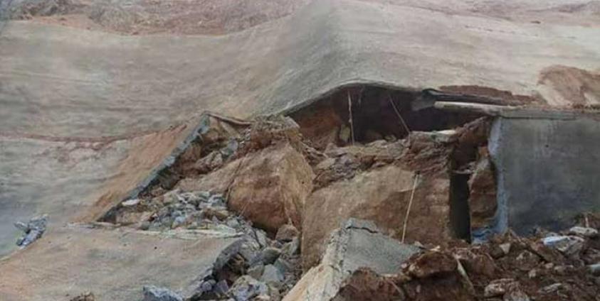 Photo By : တာ့လုံလူငယ် – အထက်ရဲရွာ ရေကာတာ အုဋ်မြစ်များ ရေတိုက်စားရုံဖြင့်ပင် ပြိုကျ ပျက်စီး