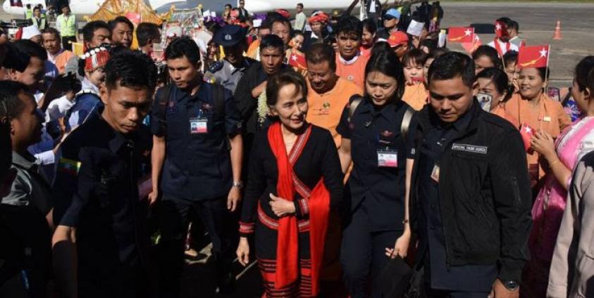 Photo Credit to Myanmar State Counsellor Office/ နိုင်ငံတော် ၏ အတိုင်ပင်ခံပုဂ္ဂိုလ် ဒေါ်အောင်ဆန်းစုကြည် သည် ယနေ့ ဖေဖော်ဝါရီ ၅ ရက်တွင် သျှမ်းပြည် အရှေ့ပိုင်း တာချီလိတ်နှင့် မိုင်းယောင်း ကို ရောက်ရှိကာ ဒေသခံများနှင့်တွေ့ဆုံ