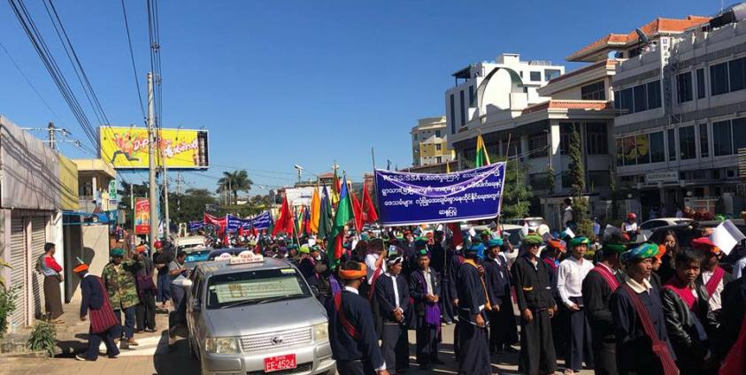 တောင်ကြီးမြို့ ပေါ်တွင် ပအိုဝ်းတိုင်းရင်းသားများ ဆန္ဒထုတ်ဖော်