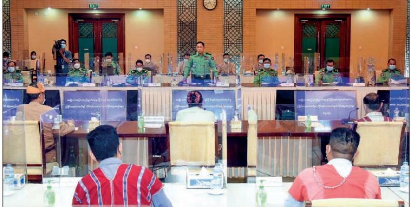 NSPNC နှင့် EAOs ကိုယ်စားလှယ်အဖွဲ့တို့ တွေ့ဆုံဆွေးနွေးခဲ့စဥ် (ပုံဟောင်း)