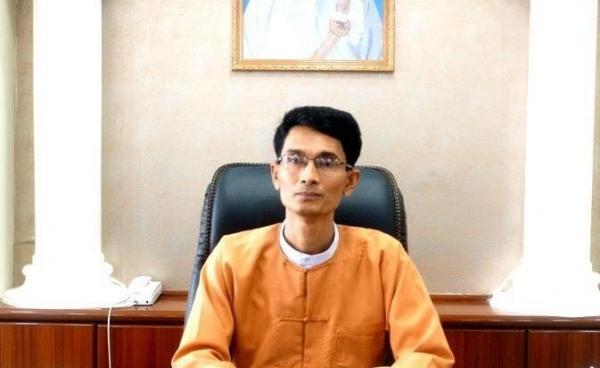 မွန်ပြည်နယ်ဝန်ကြီးချုပ်ဦးမင်းမင်းဦး(Internet)