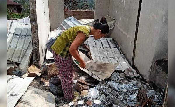 နမ့်နိမ်းကျေးရွာမှ ပြည်သူ့နေအိမ်များ ပျက်စီး