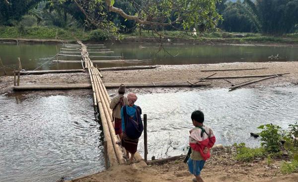 ဓာတ်ပုံ - CJ