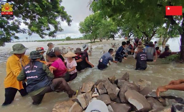 ဓါတ်ပုံ - (CJ) (စစ်ကိုင်းတိုင်းအတွင်း ရေကြီးရေလျှံမှုအခြေအနေများနှင့် တော်လှန်ရေးအင်အားစုများ၊ အရပ်ဘက်လူမှုအဖွဲ့အစည်းများ၏ အကူအညီပေးမှု မှတ်တမ်းပုံ။
