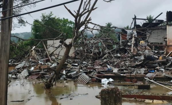 ဓါတ်ပုံ - (SHRF) လေကြောင်းတိုက်ခိုက်မှုကြောင့် ပျက်စီးသွားသော မဘိမ်းမြို့နယ် ရပ်ကွက် ၃ ရှိ ဆေးရုံ အဆောက်အအုံ