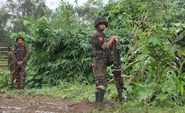 စစ်အုပ်စုတပ်သား (ပုံဟောင်း)