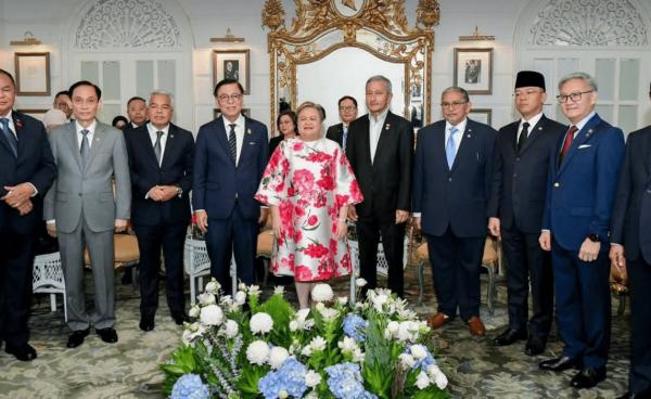 ဓါတ်ပုံ - Asean (ပုံဟောင်း)