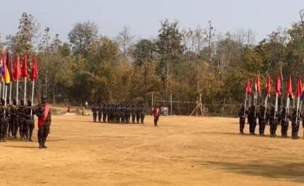 ပုံအညွှန်း - အမျိုးသားလွတ်မြောက်ရေးတပ်တော်ရဲဘော်များ ဓါတ်ပုံ - အမျိုးသားလွတ်မြောက်ရေးတပ်တော် (NLA)