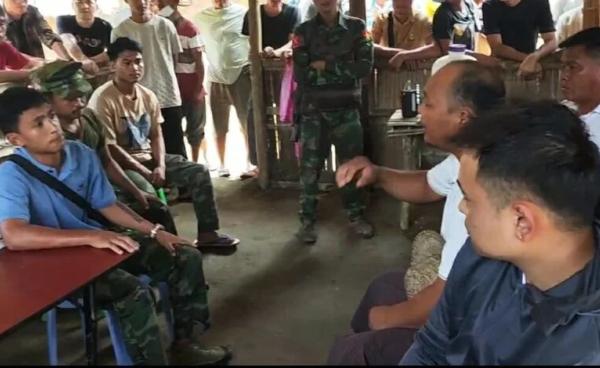 ဓာတ်ပုံ – KIA နှင့် ပြည်သူများကြား ညှိနှိုင်းမှုများ ပြုလုပ်နေစဉ်။